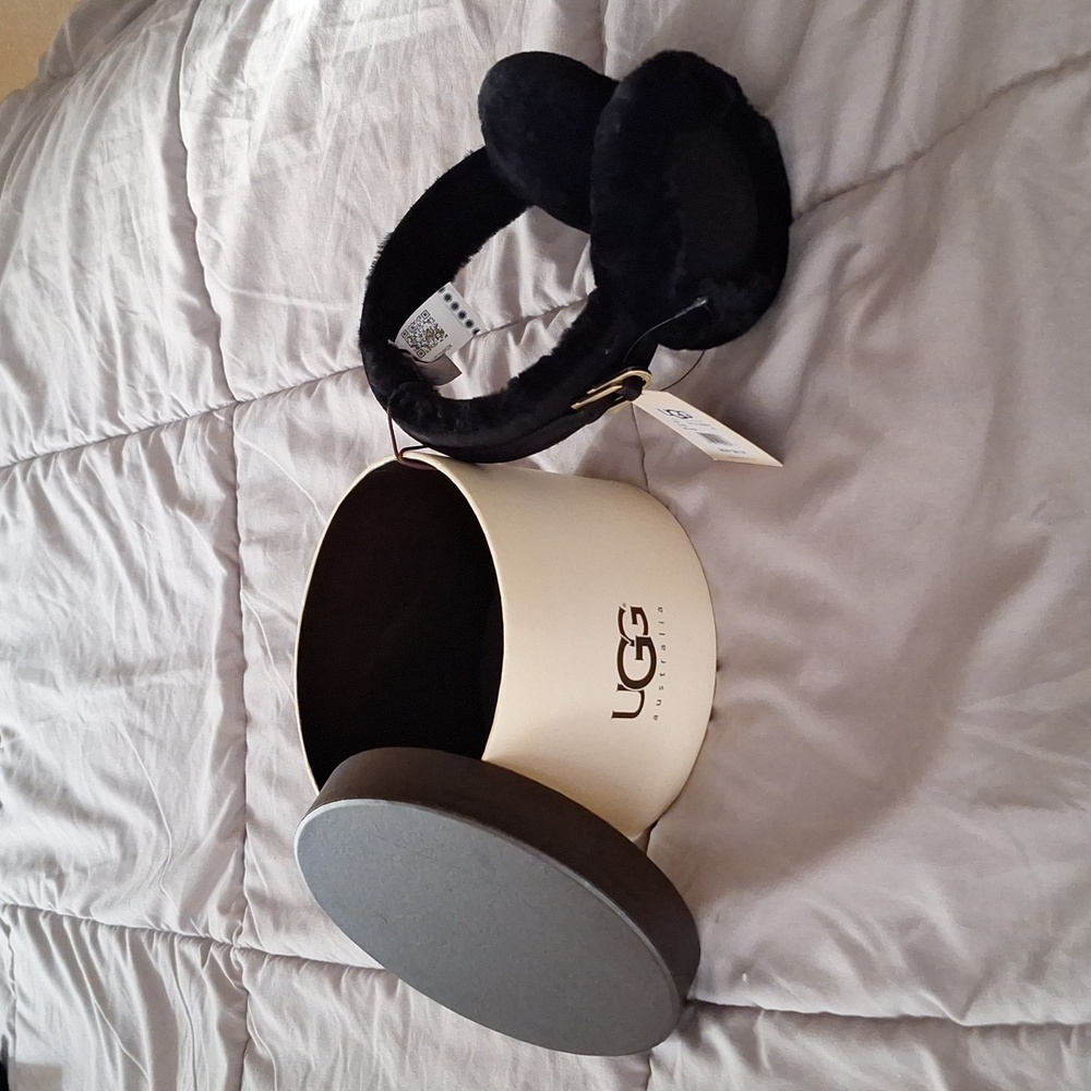 UGG Earmuffs